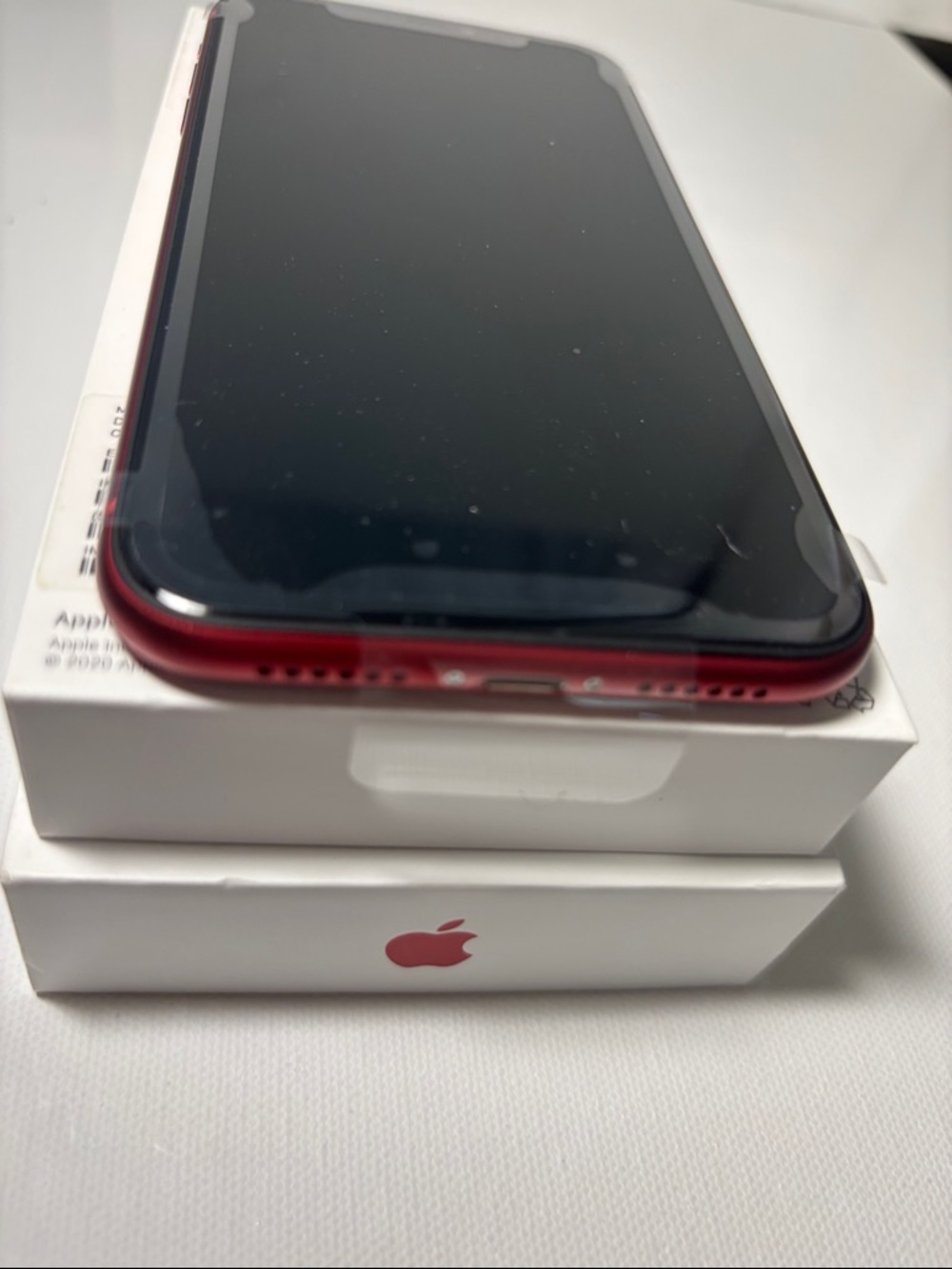 NEW iPhone 11 with Box, 64 gb unlocked - Picture 7 of 14